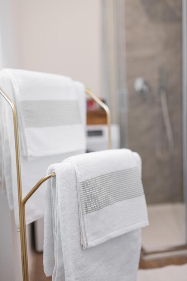 Appartement Lora Apartment,free Private Parking, Self Check In,1 *
